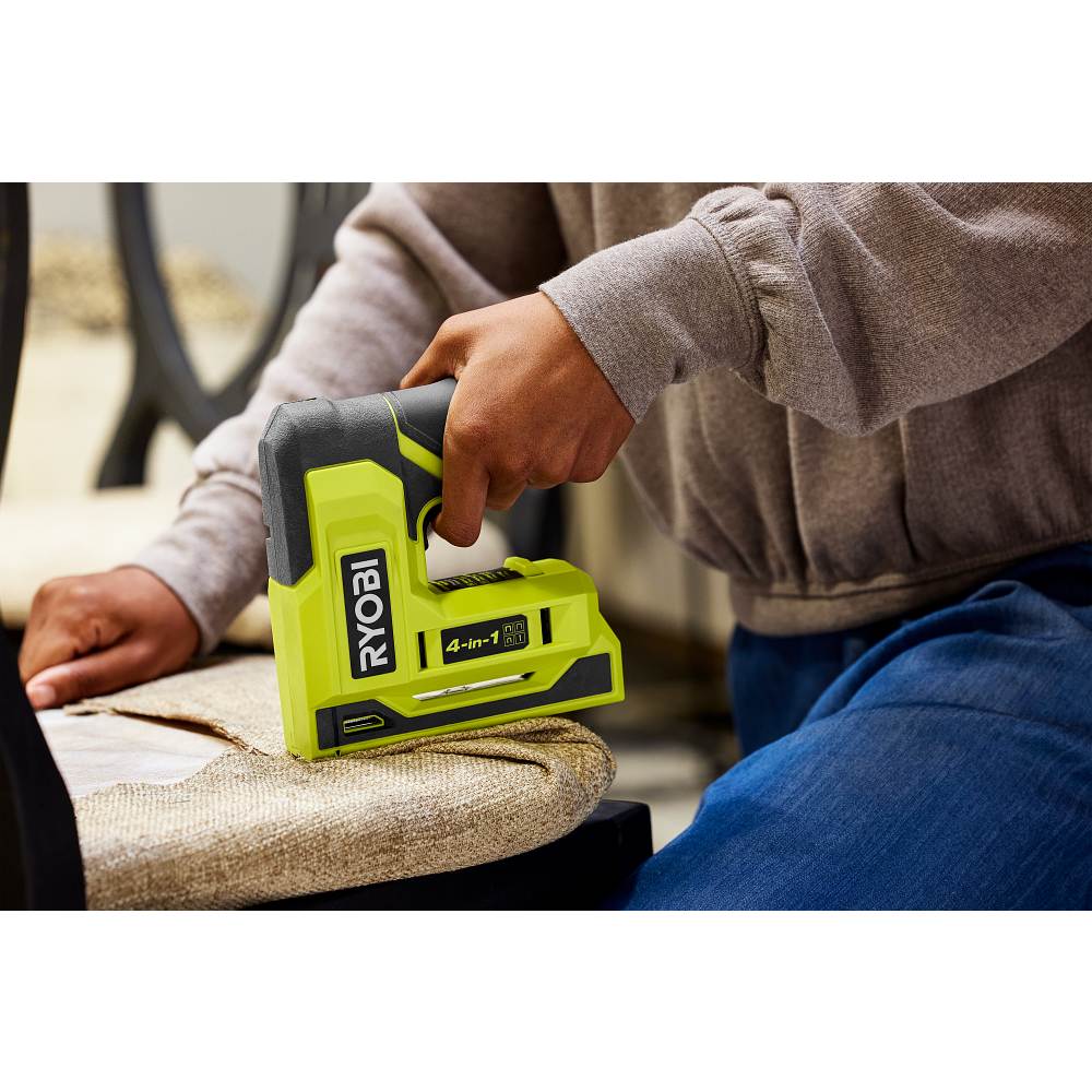 USB LITHIUM 4-IN-1 STAPLER NAILER KIT Image 11