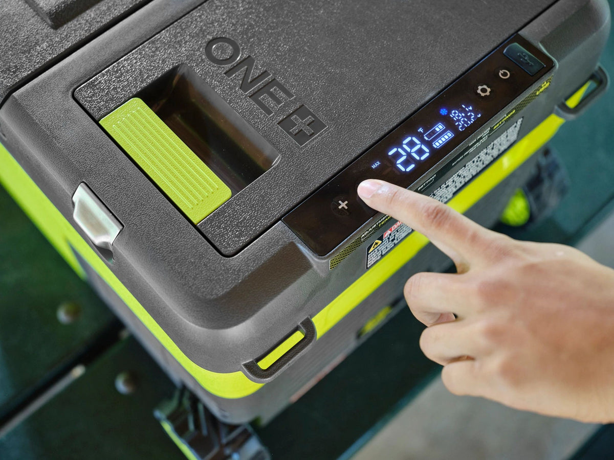 18V ONE+ 24Q Hybrid Power Cooler Image 12