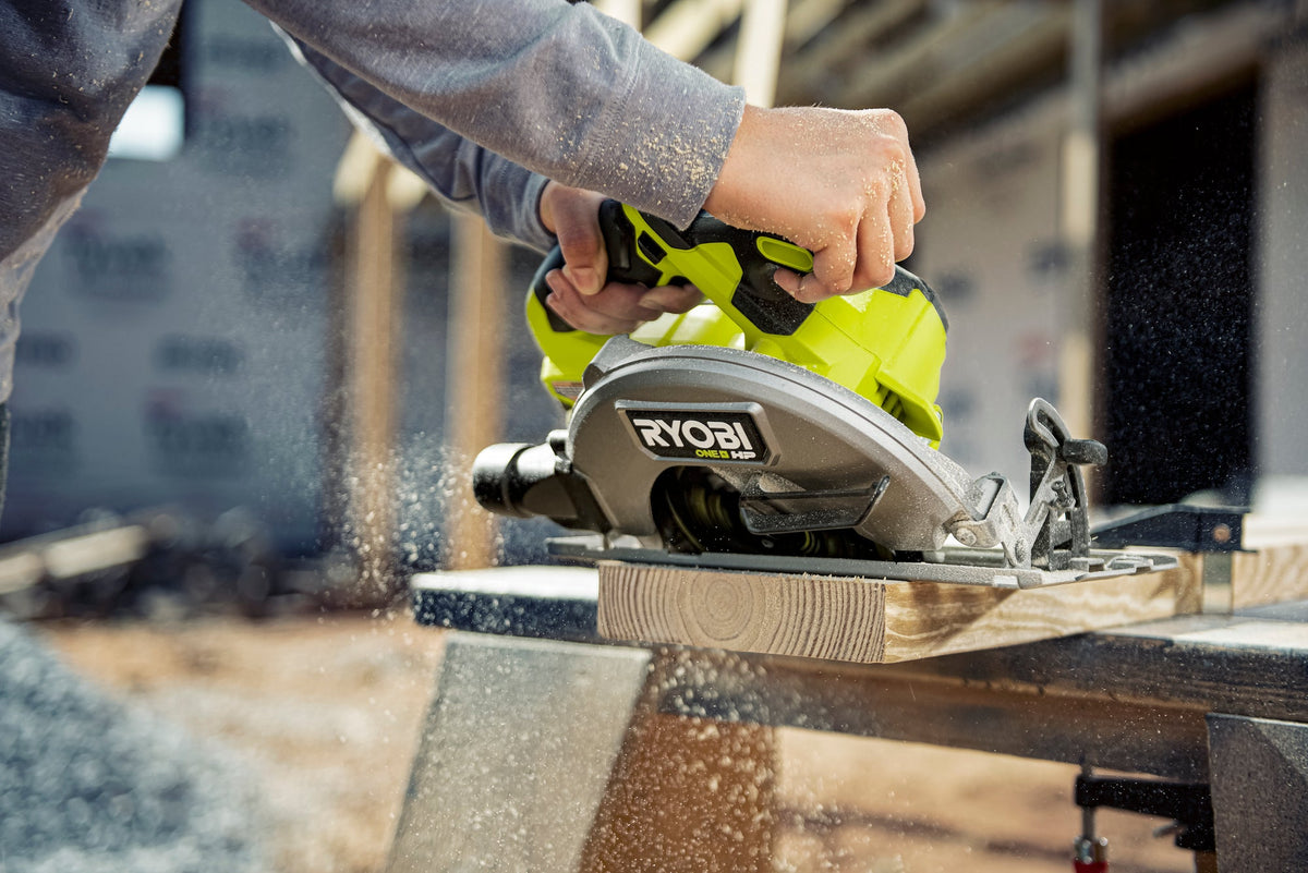 18V ONE+ HP 7-1/4" CIRCULAR SAW KIT Image 6