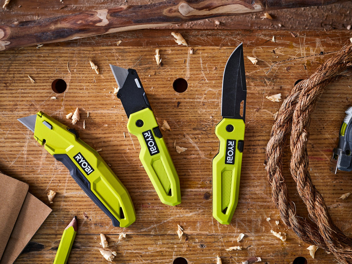 Folding Pocket Knife Image 2