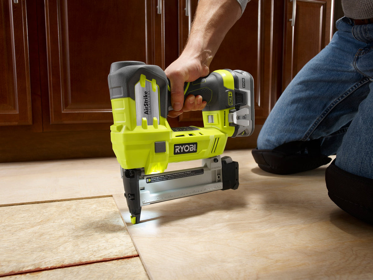 18V ONE+ AirStrike™ 18GA  Narrow Crown Stapler Image 8